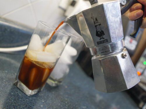 How to Make Cold Brew Coffee – Immersion vs. Flash Iced