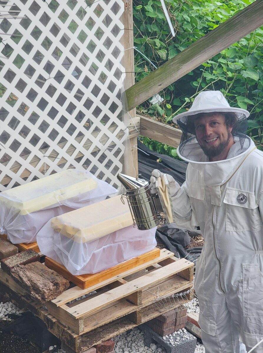 Humble Bee Keeper Suit Review