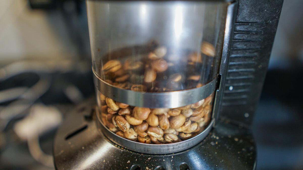 Coffee in a Fluidized Bed Roaster
